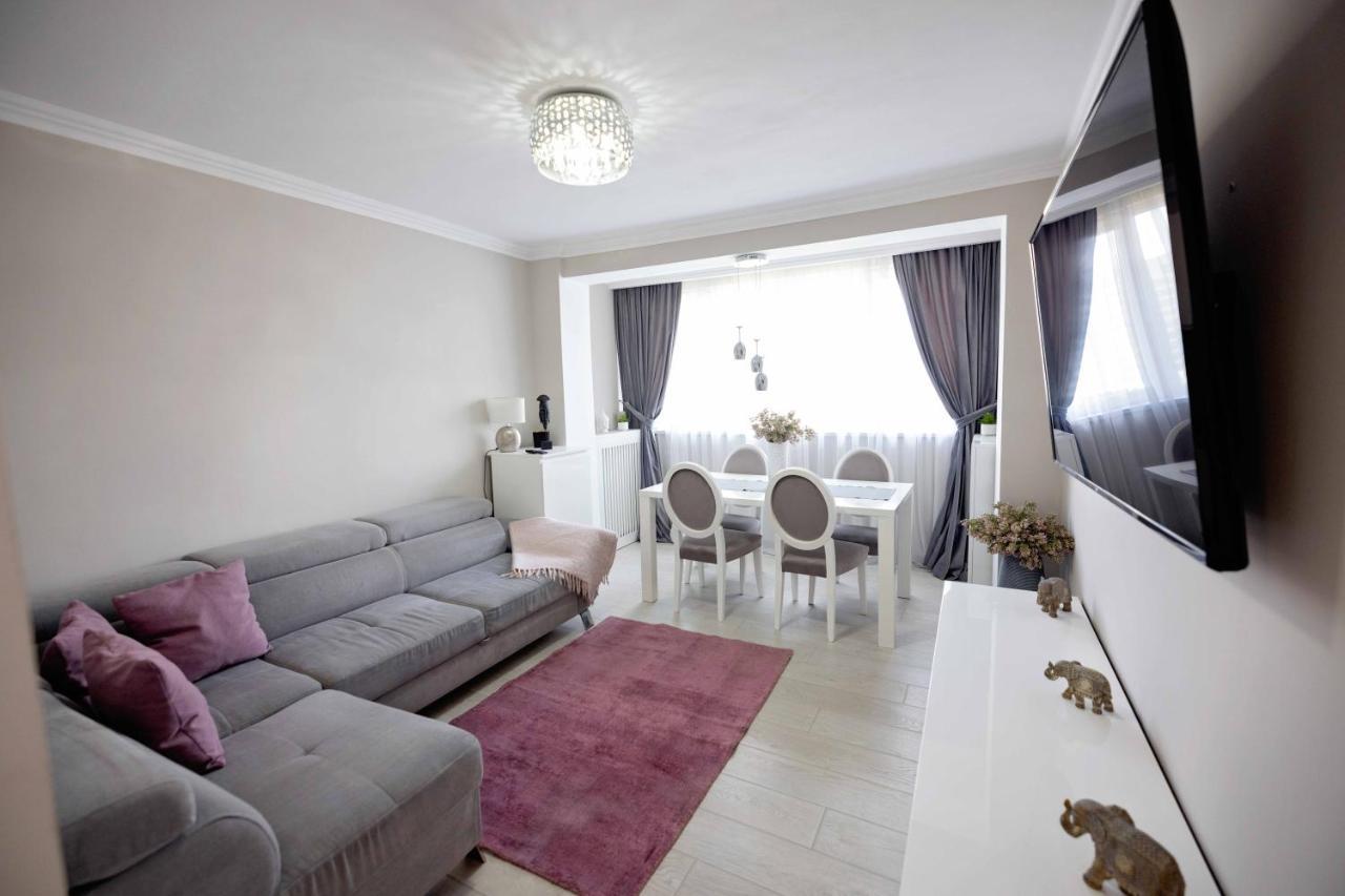 Joyful Apartment Temesvár Kültér fotó