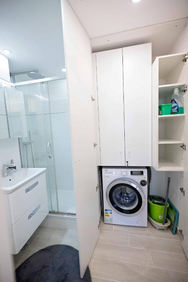 Joyful Apartment Temesvár Kültér fotó